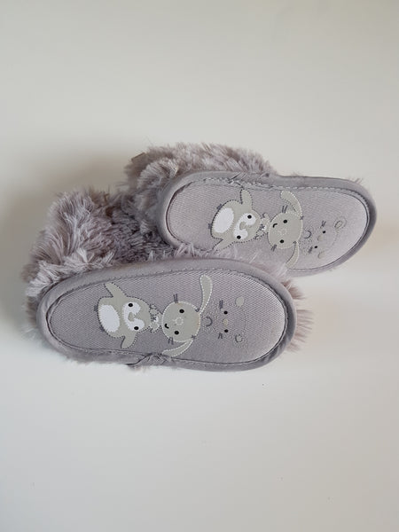 Fluffy slippers