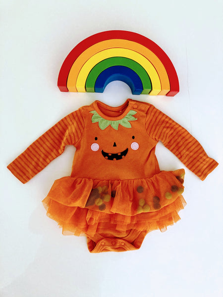 Pumpkin dress up